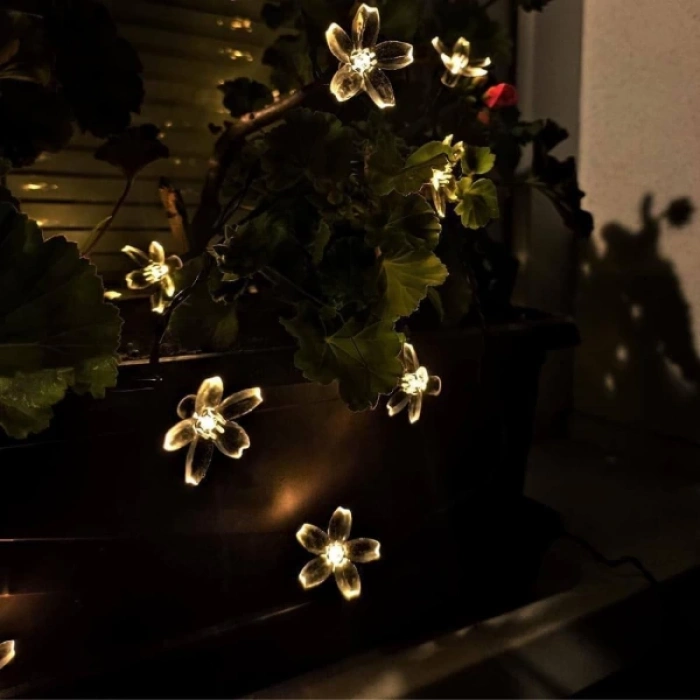 ÇOK SATAN Solar 5m 50 Led Papatya Gün Işığı 8 Fonksiyonlu