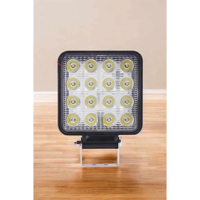 ÇOK SATAN Tepe Lambası Tüm Araç Tiplerine Uygun Çalışma Lambası 16 Ledli