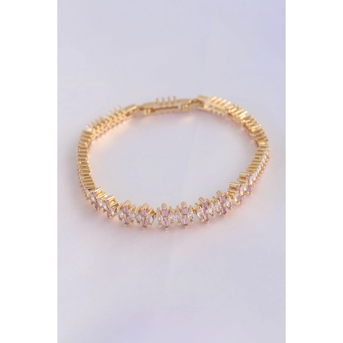 ÇOK SATAN Vip Seri Pirinç Pembe Zirkon Taşlı Gold Renk Baget Model Bileklik