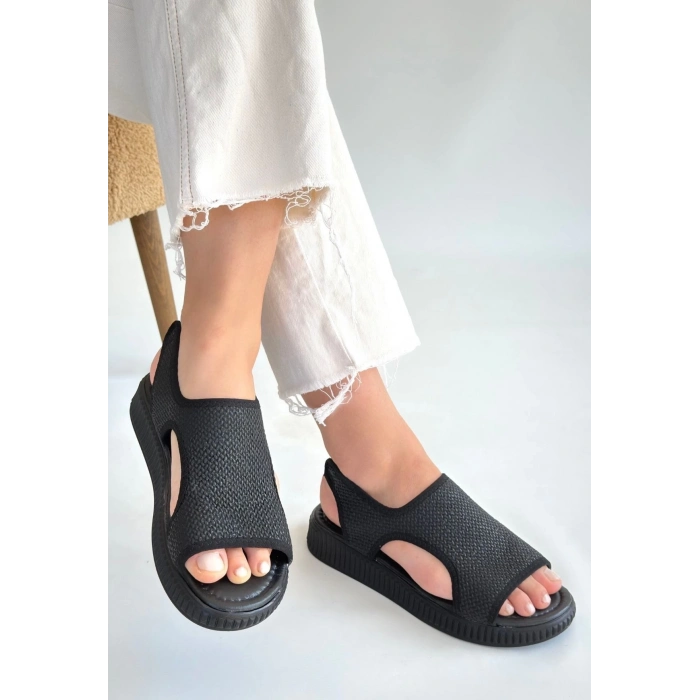 ÇOK SATAN Wayi Siyah Hasır Cilt Sandalet