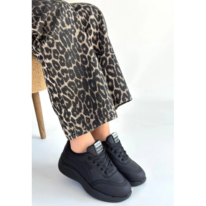 ÇOK SATAN Yejja Siyah Cilt Bağcıklı Spor Ayakkabı