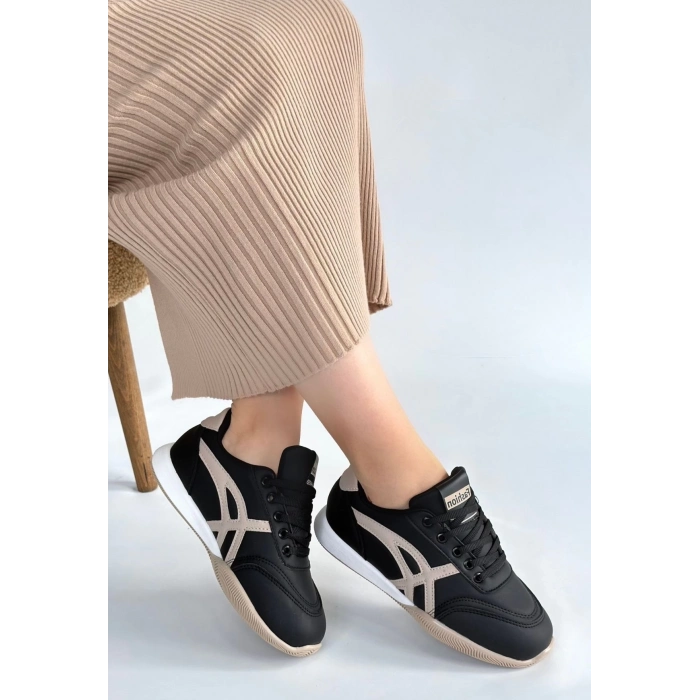 ÇOK SATAN Zlay Siyah Cilt Bej Detaylı Bağcıklı Spor Ayakkabı
