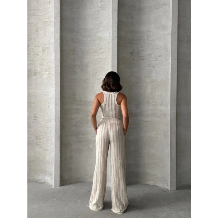 316L Çelik Gümüş Renk İtalyan Zincir Beyaz Sedefli Kare Portre Model Zümrüt Taş Detay Kadın Kolye