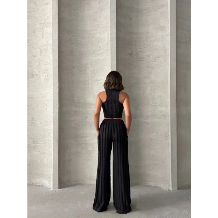 316L Çelik Gümüş Renk İtalyan Zincir Beyaz Sedefli Kare Portre Model Zümrüt Taş Detay Kadın Kolye