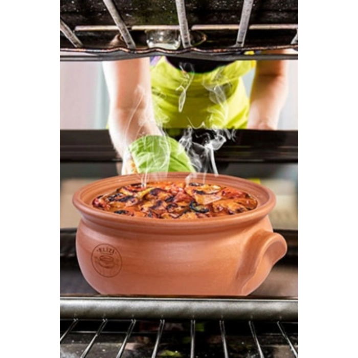 El Yapımı Toprak Kapaklı Güveç Tencere, Küçük Boy Astarlı 3,5 Litre (ÖZEL KIRILMAZ KUTUSUNDA)