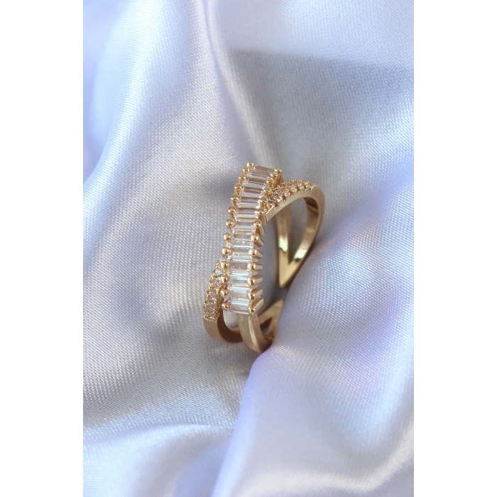 Gold Renk Zirkon Taşlı Pirinç Kadın Yüzük