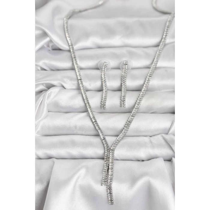 Gümüş Renk Baget Zirkon Taşlı Kadın Kolye Küpe Set