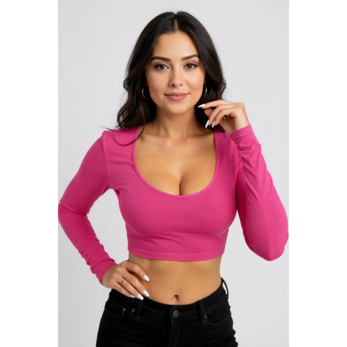 Kadın Fuşya Uzun Kol Kare Yaka Crop Top Bluz – Şık, Rahat ve Kolay Kombinlenebilir