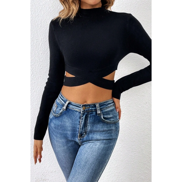 Kadın Siyah Çapraz Bel Detaylı Dik Yaka Uzun Kol Crop Top Bluz – Şık, Rahat ve Kolay Kombinlenebilir