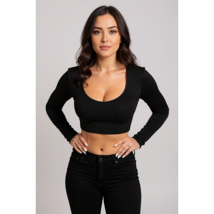 Kadın Siyah Uzun Kol Kare Yaka Crop Top Bluz – Şık, Rahat ve Kolay Kombinlenebilir
