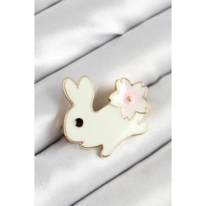 Mineli Çiçek Detaylı Krem Tavşan Figürlü Gold Renk Kadın Broş