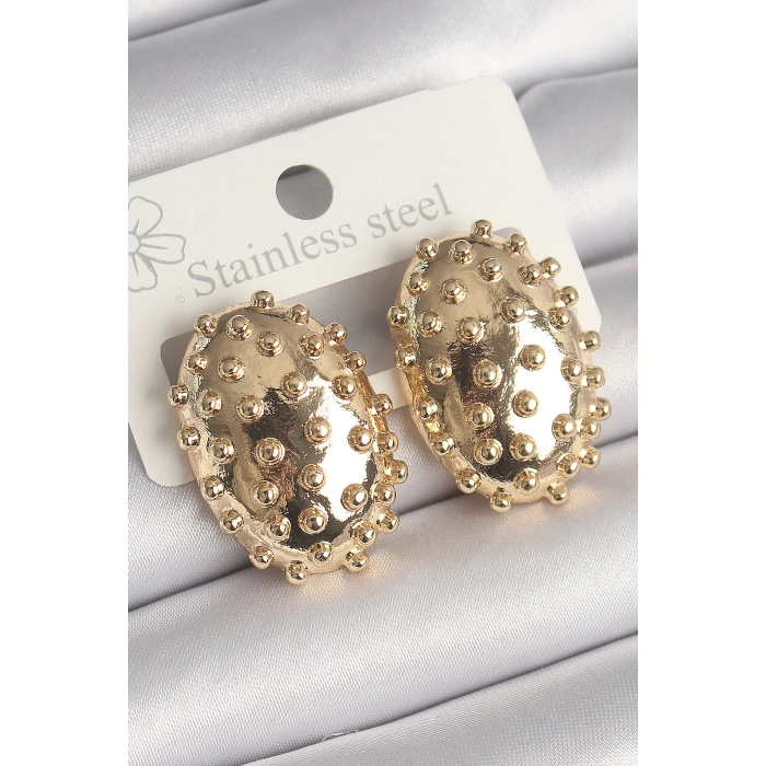 Pirinç Gold Renk İşleme Detaylı Oval Bombe Plaka Model Kadın Küpe