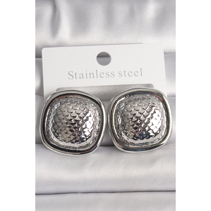 Pirinç Gümüş Renk İşlemeli Kare Model Kadın Küpe