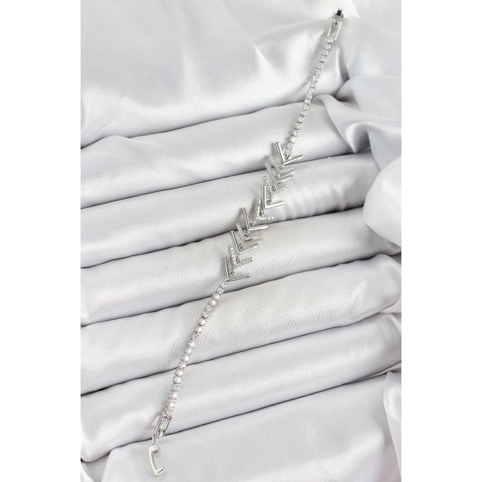 Pirinç Gümüş Renk Zirkon Taşlı Balık Sırtı Kadın Bileklik