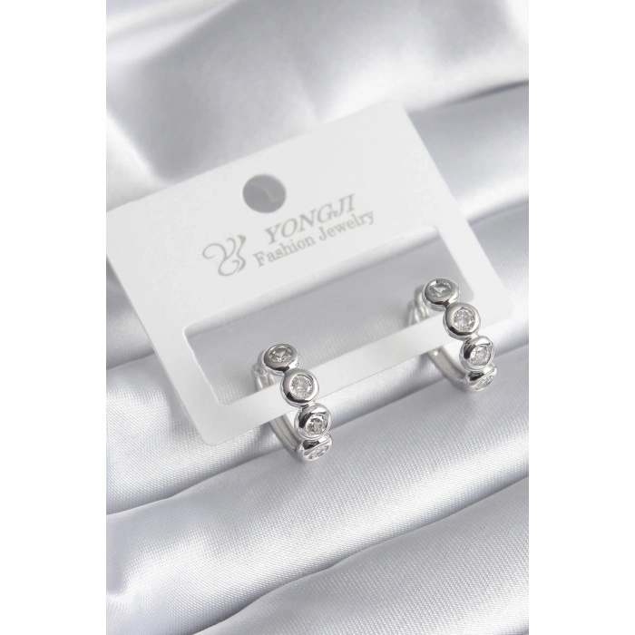 Pirinç Gümüş Renk Zirkon Taşlı Kadın Küpe