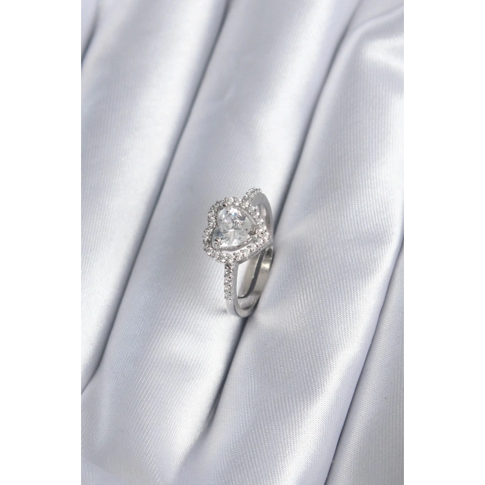 Pirinç Gümüş Renk Zirkon Taşlı Kalp Charm Model Kadın Yüzük