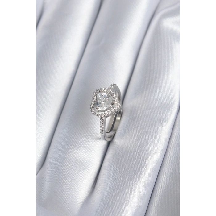 Pirinç Gümüş Renk Zirkon Taşlı Kalp Charm Model Kadın Yüzük