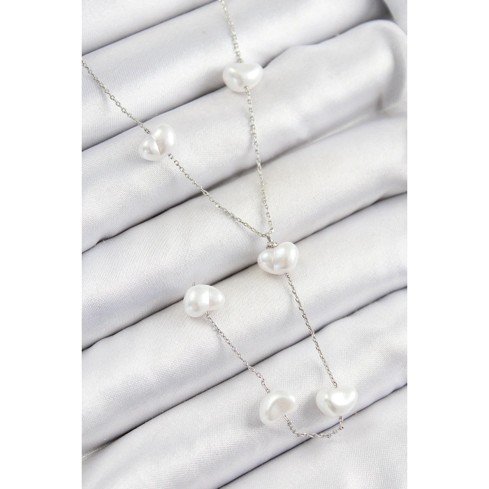 Pirinç İncili Kalp Figürlü Y Model Gümüş Renk Kadın Kolye