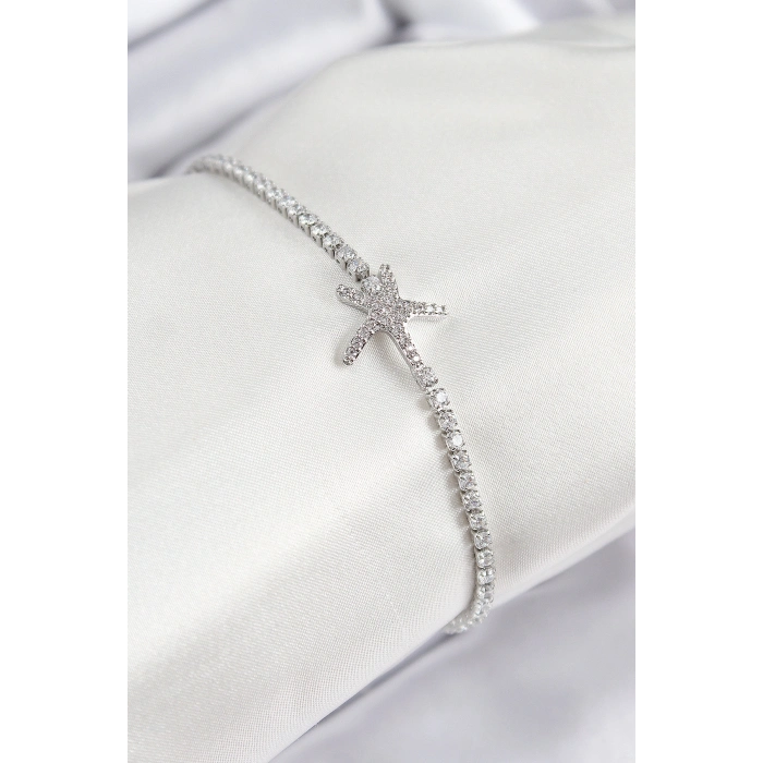 Pirinç Zirkon Taşlı Deniz Yıldızı Model Gümüş Renk Kadın Bileklik