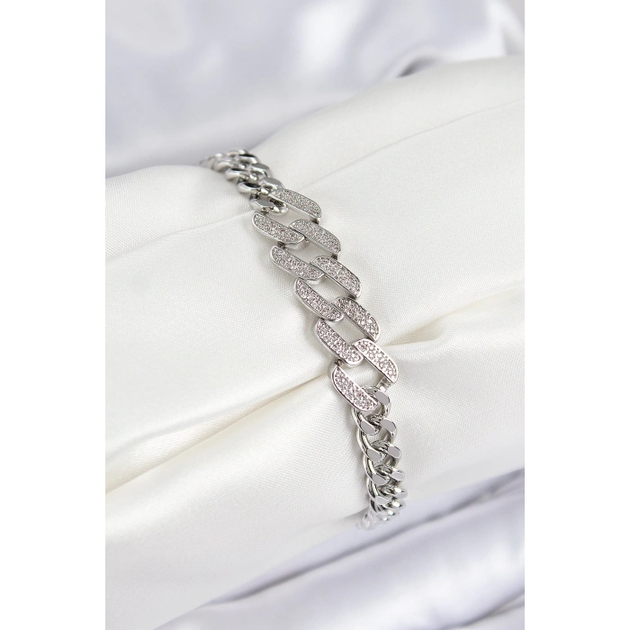 Pirinç Zirkon Taşlı Ezme Küba Zincir Model Gümüş Renk Kadın Bileklik