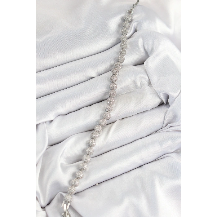 Pirinç Zirkon Taşlı Yarım Topcuk Model Gümüş Renk VIP Seri Kadın Bileklik