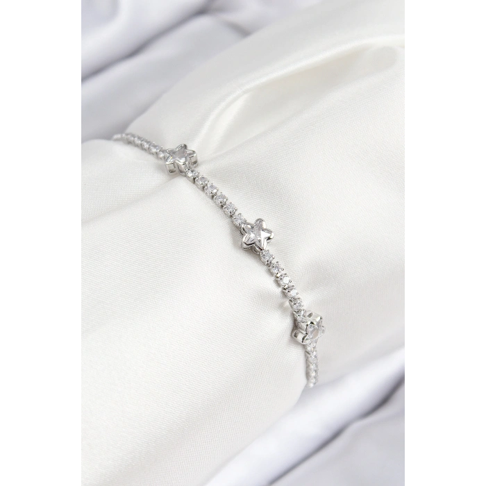 Pirinç Zirkon Taşlı Yıldız Model Gümüş Renk Asansörlü Kadın Bileklik