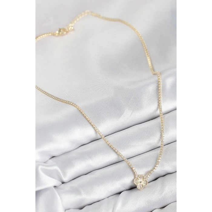 Pirinç Zirkon Taşlı Yonca Model Gold Renk Kadın Kolye