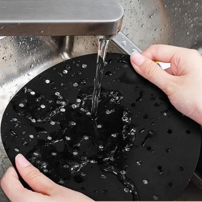 Renkli Isıya Dayanıklı Yıkanılabilir Silikon Fırın Ve Airfryer Yuvarlak Pişirme Matı 23 Cm