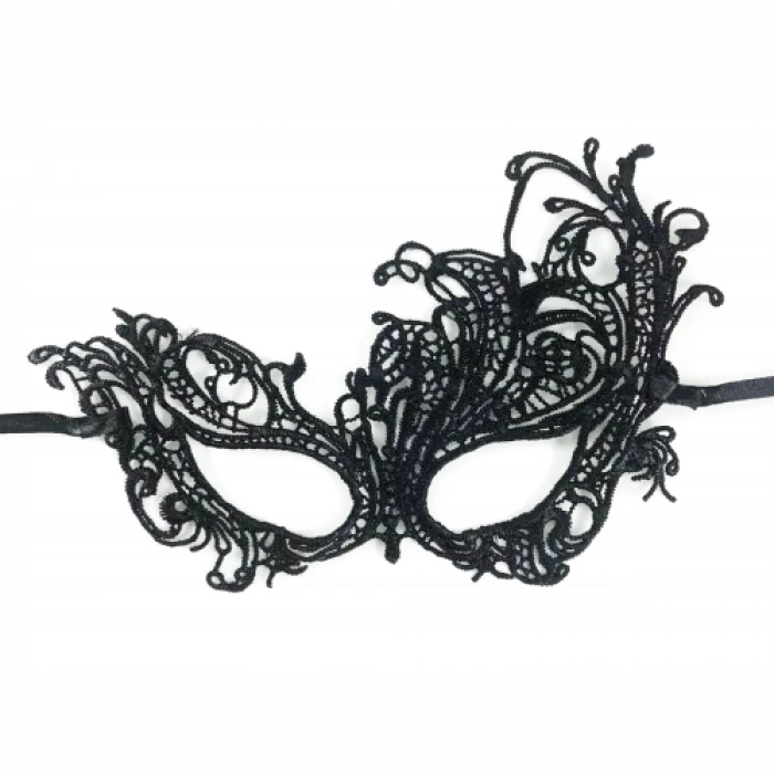 Siyah Dantel İşlemeli Parti Maskesi