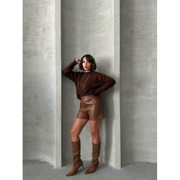 TAVSİYE EDİLEN GÜVENLİ SATICI Beli lastikli çıtçıtlı deri şort kahve w241007