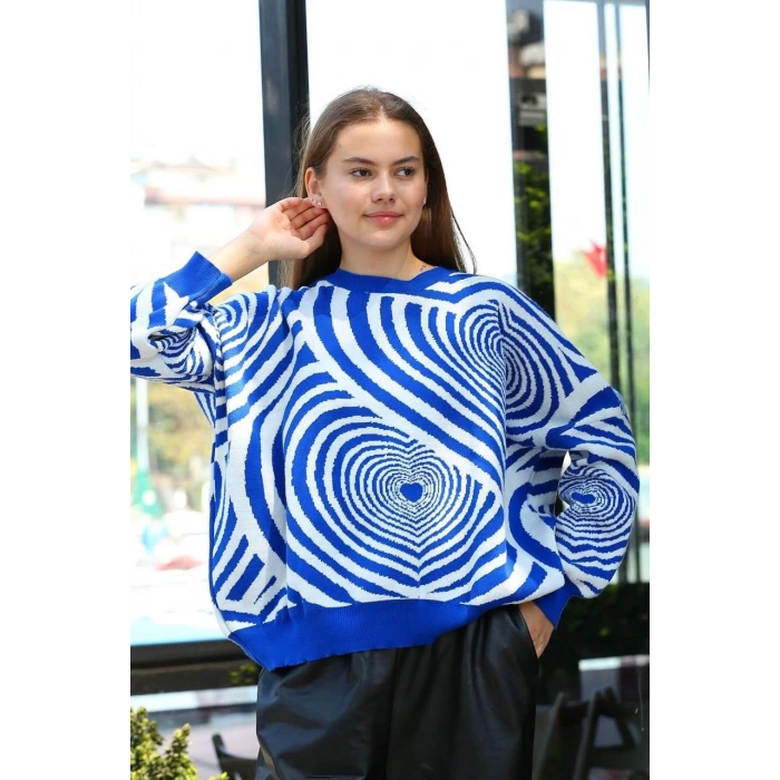 TAVSİYE EDİLEN GÜVENLİ SATICI Beyaz kalp çizgili kazak saks mavisi