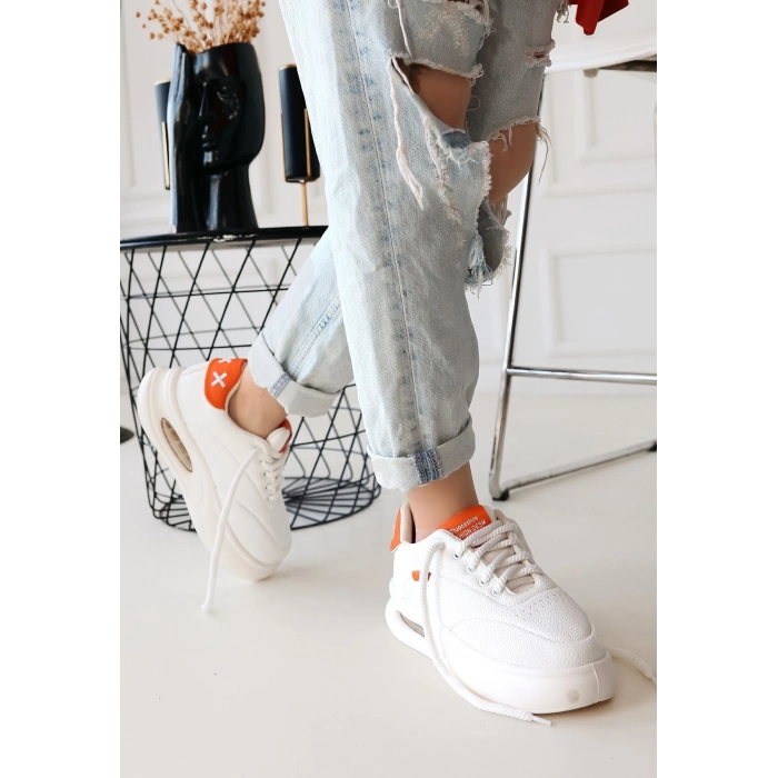 TAVSİYE EDİLEN GÜVENLİ SATICI Chris Beyaz Cilt Turuncu Detaylı Bağcıklı Spor Ayakkabı