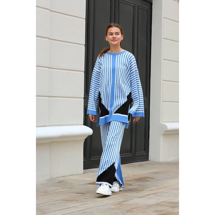 TAVSİYE EDİLEN GÜVENLİ SATICI Çizgili bisiklet yaka triko takım Mavi