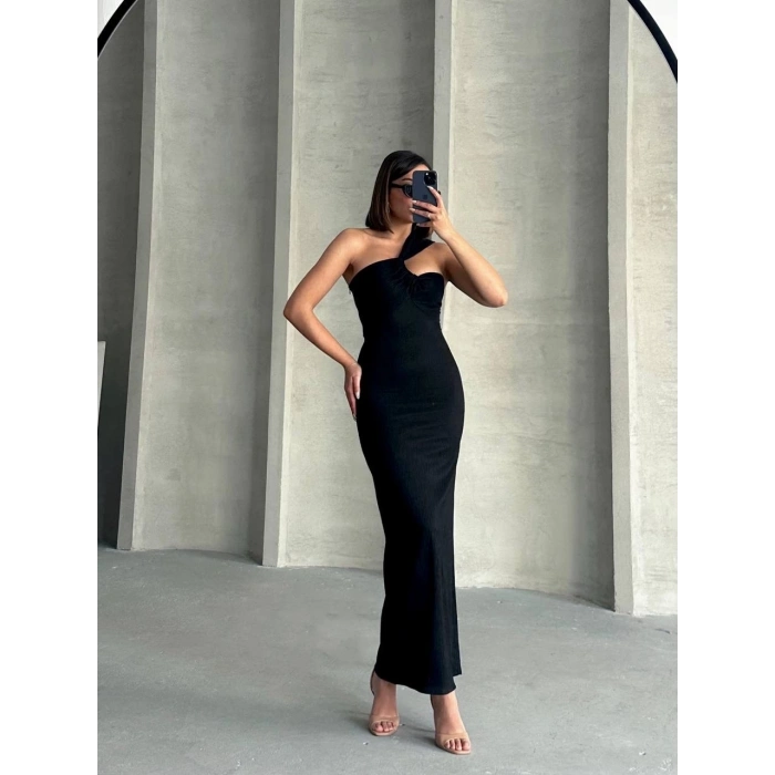 TAVSİYE EDİLEN GÜVENLİ SATICI Krinkıl tek omuz uzun elbise siyah s25455