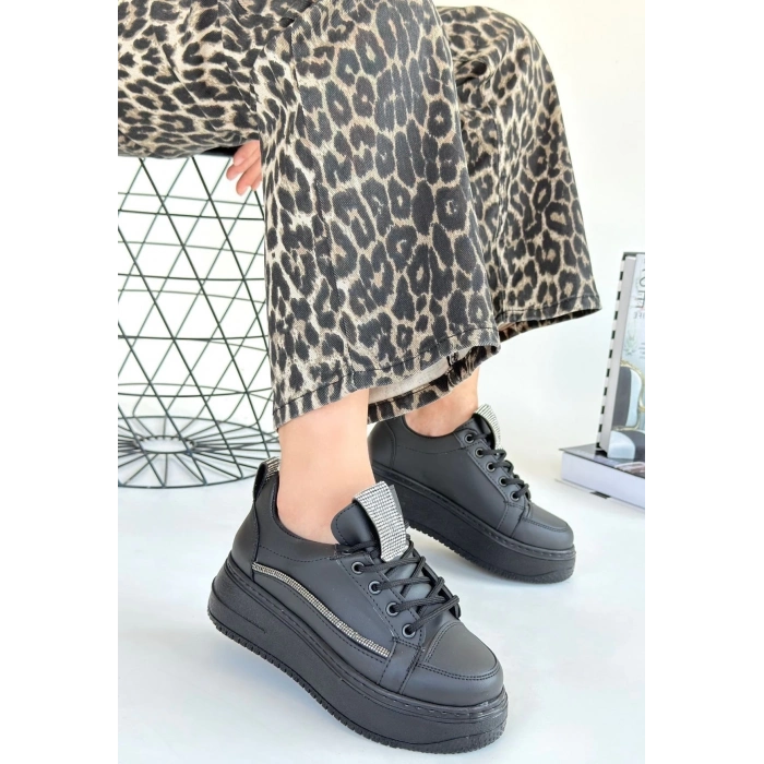 TAVSİYE EDİLEN GÜVENLİ SATICI Leope Siyah Cilt Bağcıklı Spor Ayakkabı