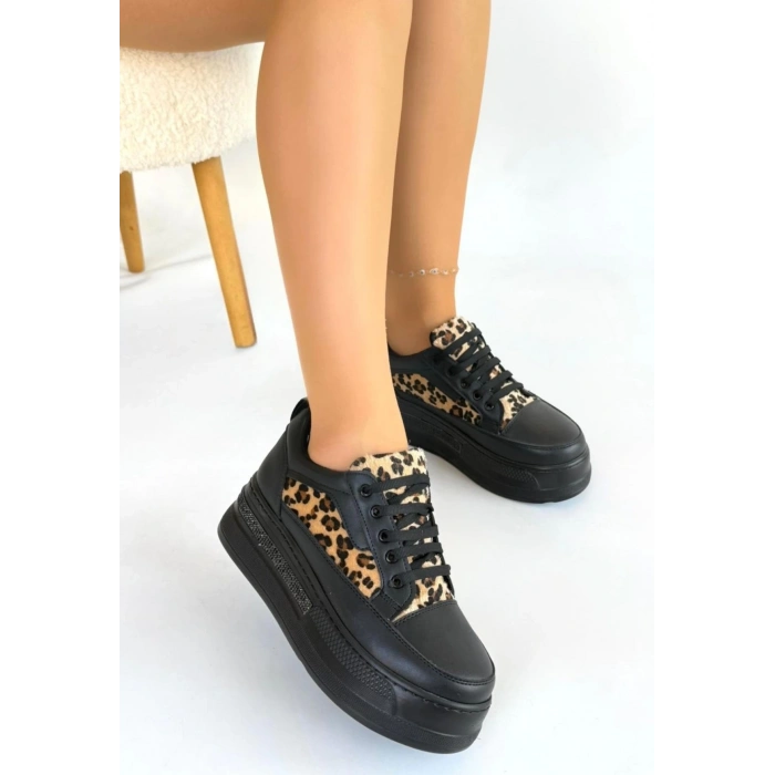 TAVSİYE EDİLEN GÜVENLİ SATICI Lorrin Siyah Cilt Leopar Detaylı Bağcıklı Spor Ayakkabı