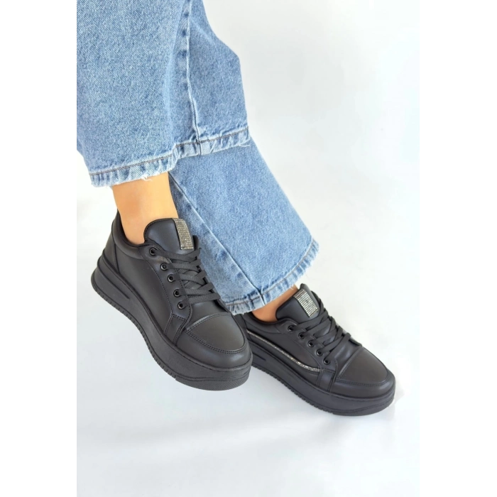 TAVSİYE EDİLEN GÜVENLİ SATICI Natte Siyah Cilt Bağcıklı Spor Ayakkabı