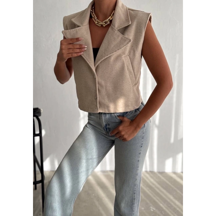 TAVSİYE EDİLEN GÜVENLİ SATICI Önü çıtçıtlı cepli kaşe yelek bej f2253