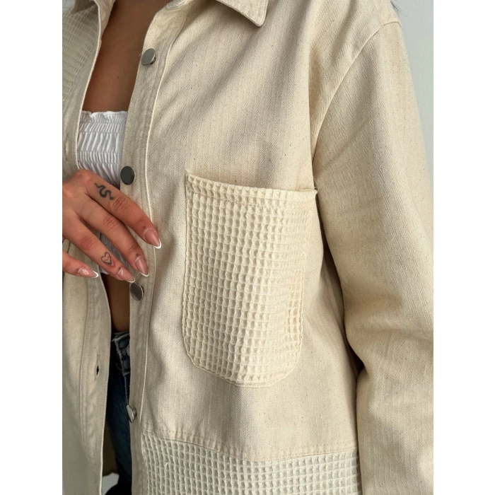 TAVSİYE EDİLEN GÜVENLİ SATICI Petek Desenli Çift Cepli Şık Kadın Ceket – Günlük ve Ofis Kullanıma Uygun