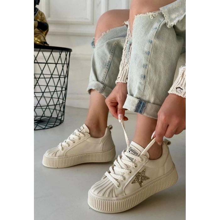 TAVSİYE EDİLEN GÜVENLİ SATICI Piata Bej Cilt Bej Tabanlı Bağcıklı Spor Ayakkabı