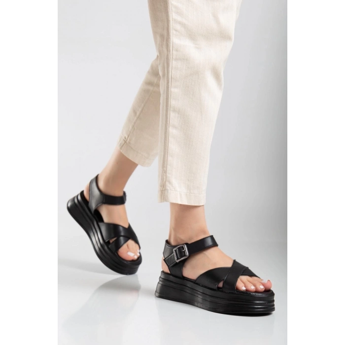 TAVSİYE EDİLEN GÜVENLİ SATICI Sibna Siyah Cilt Kemerli Sandalet