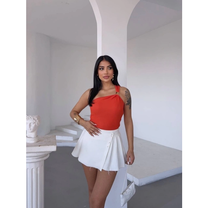 TAVSİYE EDİLEN GÜVENLİ SATICI Tek omuzlu Otoman kumaş gold metal detaylı bluz s2311