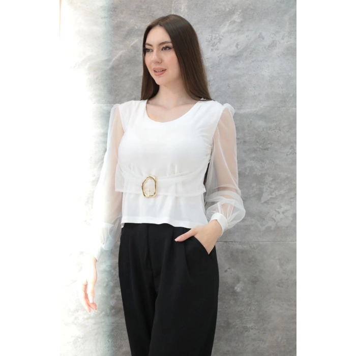 TAVSİYE EDİLEN GÜVENLİ SATICI Tokalı tül kollu bluz beyaz t4071