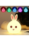 ® 5 Farklı Renk Modlu Tavşan Figürlü Pofuduk LED Gece ası–Yumuşak Dokulu Çocuk Odası ve Dekoratif Şarjlı Ortam Işığı