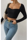 Kadın Siyah Uzun Kol Göğüs Dekolteli Şık Crop Top Bluz
