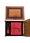 Ahşap Kutulu Kırmızı Deri Defter ve Anahtarlık Set