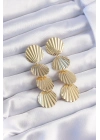 ® Pirinç Gold Renk Deniz Kabuğu Model Sallantılı Küpe