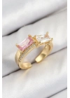 ® Pirinç Zirkon Taşlı Dikdörtgen Model Gold Renk Kadın Yüzük