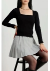 Çerçeve yaka kaşkorse bluz siyah