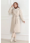 Kaşe Kaban – Uzun Boy Kruvaze Yaka Kuşaklı Tesettür Kaşe Kışlık Kaban, Astarlı Şık Yünlü Dokuma Oversize Rahat Kalıp Cepli Düğmeli Modern Kap Modeli - Bej